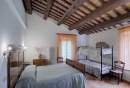 Camera ALBICOCCA con bagno, TV, frigo e aria condizionata - colazione compresa - Agritourisme La Sabbiona