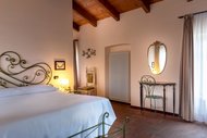 Camera 10 - 2 adults + 2 extra guests aged 14 and over - Agriturismo San Martino Langhe